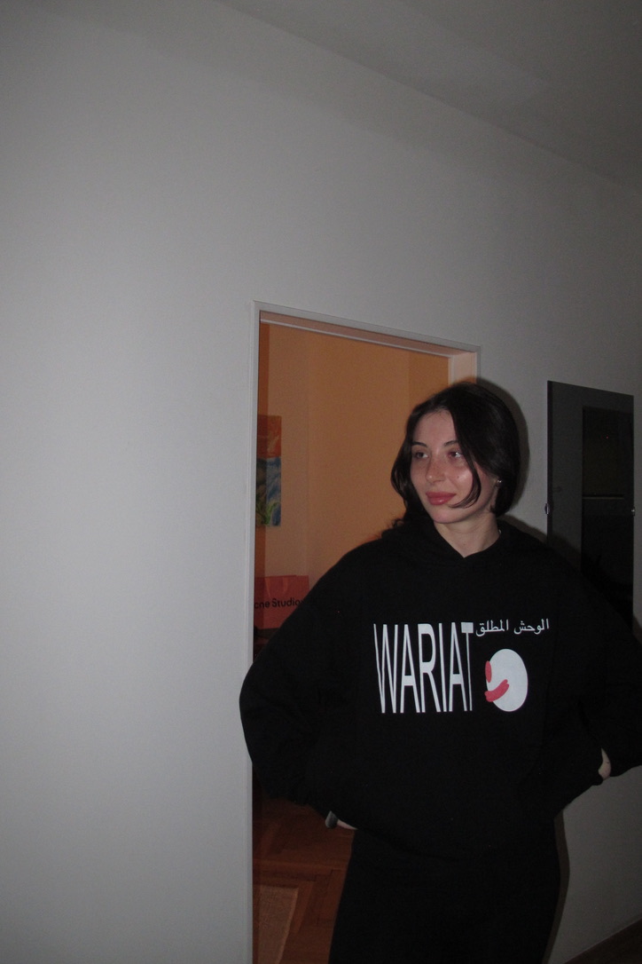 "WARIAT. ABSOLUTE BEAST" hoodie Front